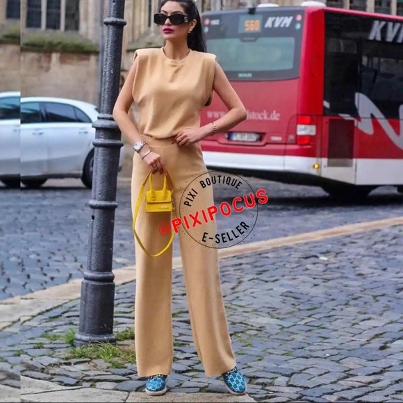 Zara 2 piece set - knit shoulder pad tee & matching pants tan lounge set - Picture 9 of 12